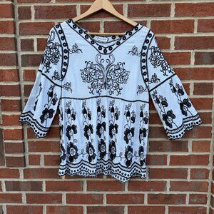 Sapphire Babydoll Top Womens Large White Black Embroidered Floral Boho